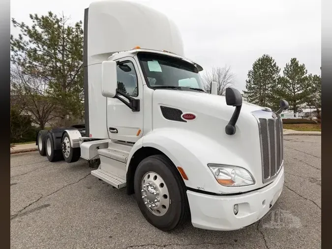 2019 PETERBILT 579