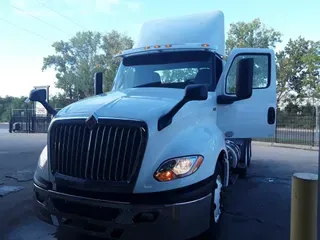 2018 NAVISTAR INTERNATIONAL LT625 DAYCAB T/A