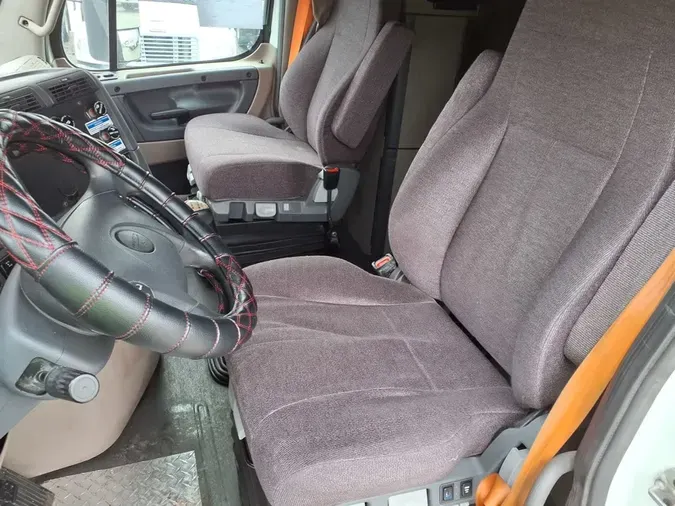 2020 FREIGHTLINER CASCADIA 125