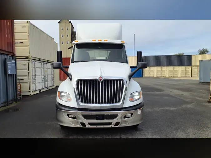 2019 NAVISTAR INTERNATIONAL LT625 DAYCAB T/A0946e480436d701405c886db4005f603