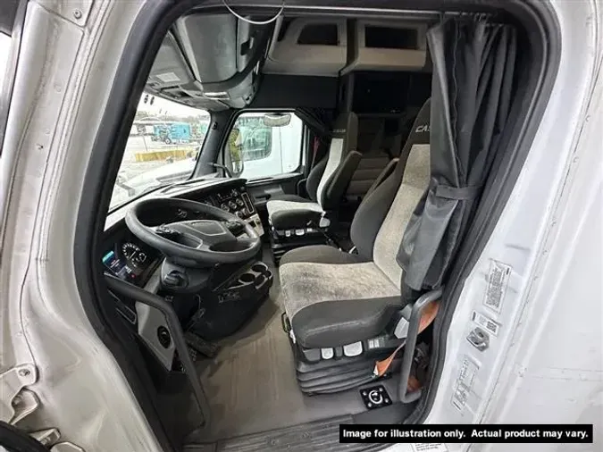 2019 FREIGHTLINER CA126