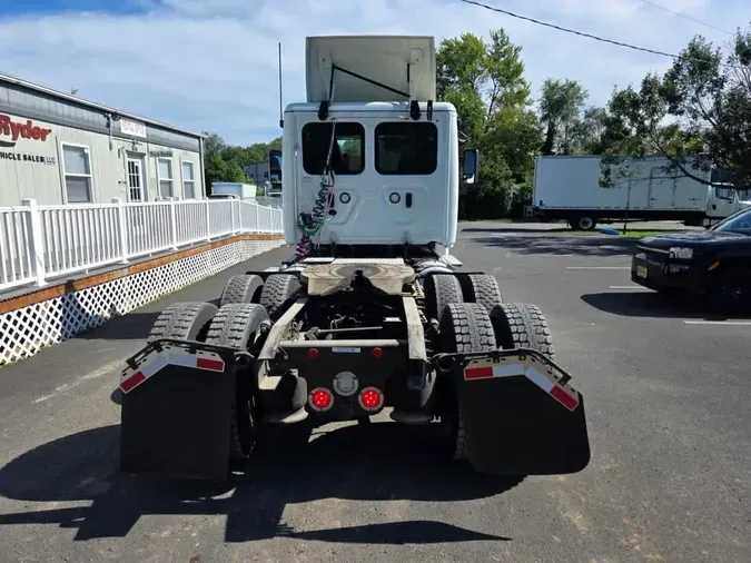 2020 FREIGHTLINER/MERCEDES CASCADIA 125