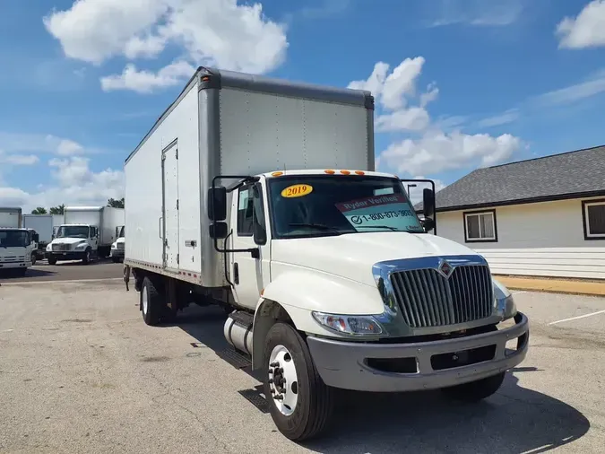 2019 NAVISTAR INTERNATIONAL 4300