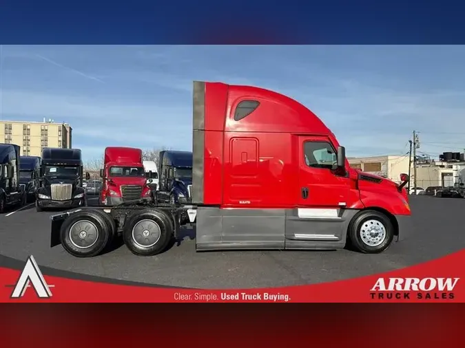 2021 FREIGHTLINER CA126