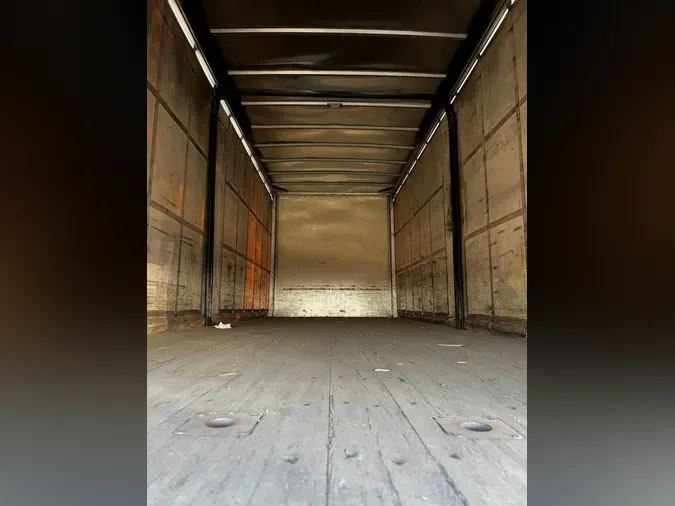 2018 FREIGHTLINER M2 106