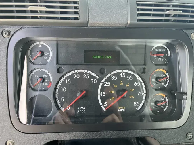 2020 Freightliner Cascadia