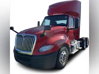 2020 International LT625