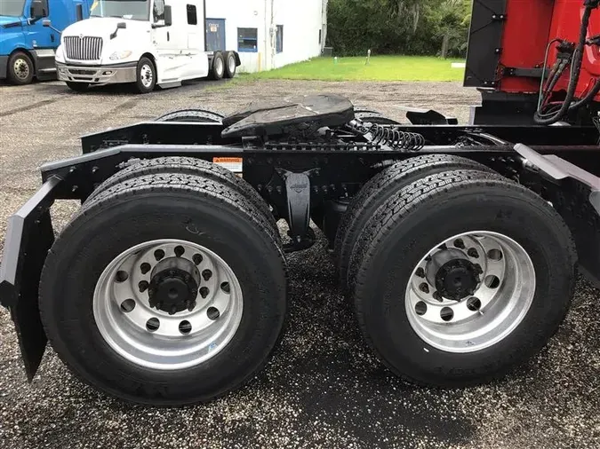 2020 FREIGHTLINER CASCADIA