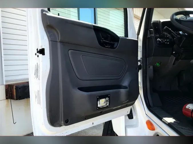 2019 INT LT625 6x4