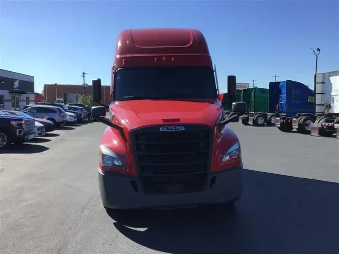 2020 FREIGHTLINER CA126