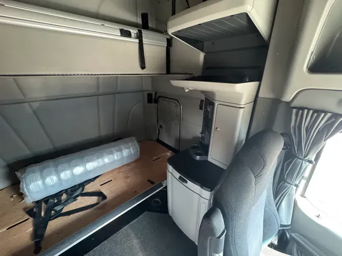 2022 Peterbilt 579