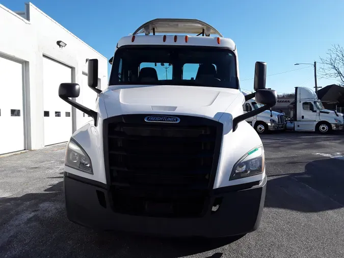 2019 FREIGHTLINER/MERCEDES NEW CASCADIA 126