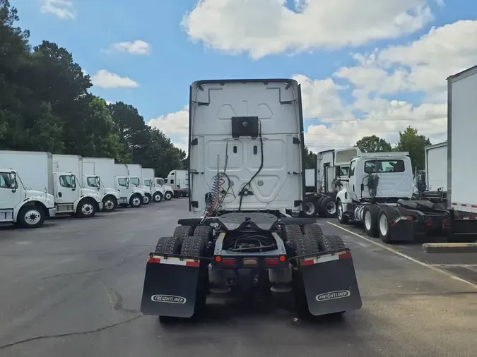2018 FREIGHTLINER CASCADIA
