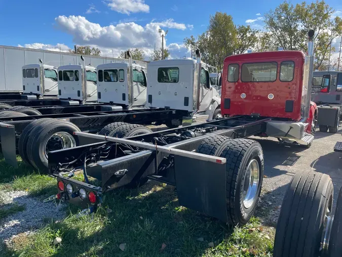 2025 Kenworth T280