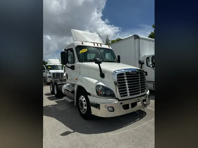 2018 FREIGHTLINER/MERCEDES CASCADIA 125