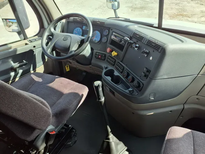 2019 FREIGHTLINER/MERCEDES CASCADIA 125