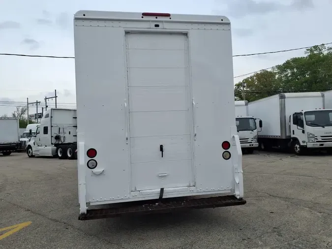 2016 FRTLR CUSTOM CHASSIS CORP MT55