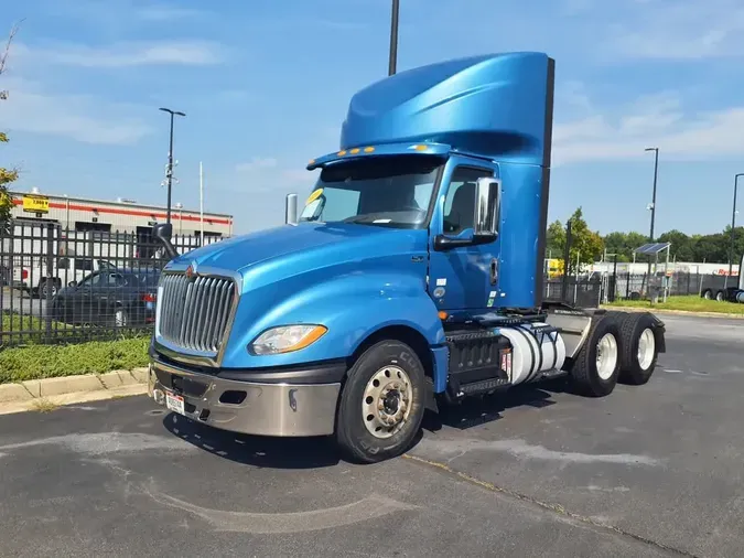 2020 NAVISTAR INTERNATIONAL LT625 DAYCAB T/A