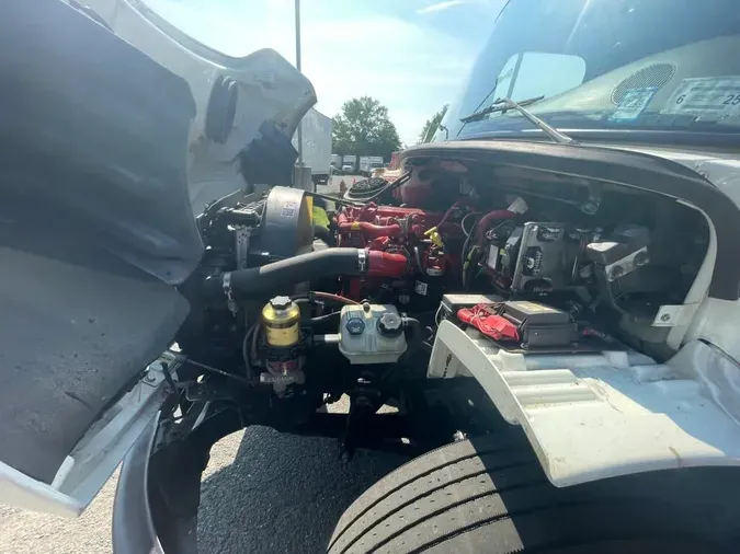 2020 FREIGHTLINER M2 106