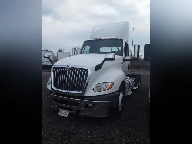 2018 NAVISTAR INTERNATIONAL LT625 DAYCAB T/A