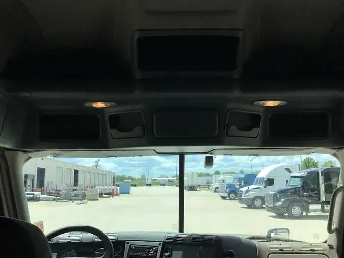 2018 FREIGHTLINER CASCADIA