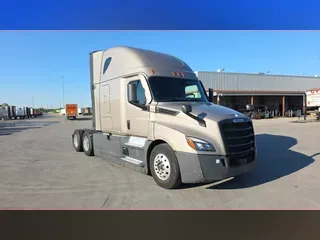2025 Freightliner Cascadia 126