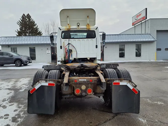 2017 FREIGHTLINER/MERCEDES M2-112