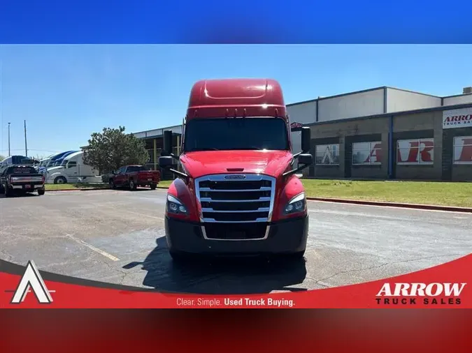 2023 FREIGHTLINER CA126
