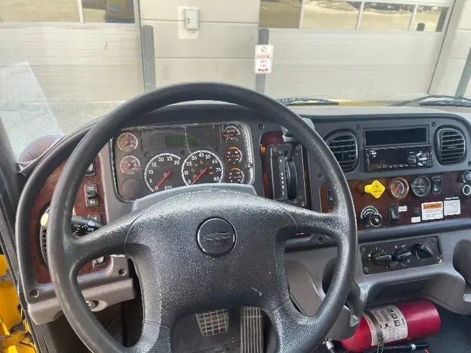 2019 Freightliner M2