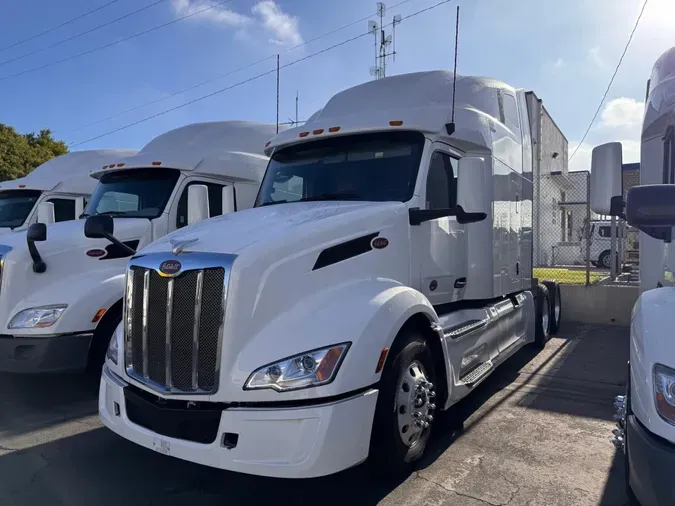 2022 Peterbilt 579