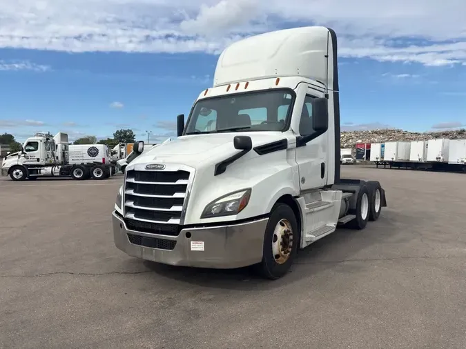 2021 FREIGHTLINER/MERCEDES NEW CASCADIA PX126640980edbd5874ddc9738142e739849323