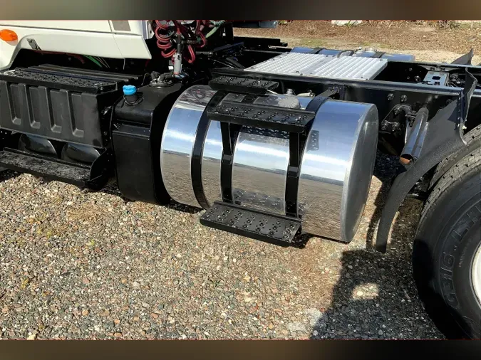 2018 INT LT625 6x4