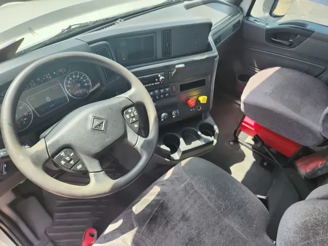 2020 NAVISTAR INTERNATIONAL LT625 DAYCAB T/A