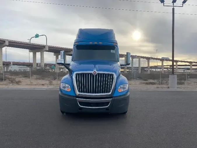 2019 International LT625