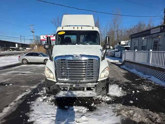 2018 FREIGHTLINER/MERCEDES CASCADIA 125