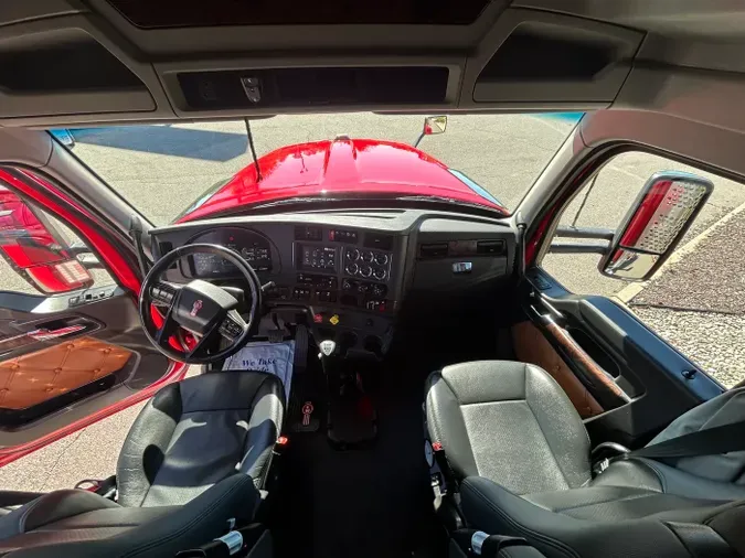 2023 Kenworth W9900986db5b21fdad2e5e480b4cfcf6acf0