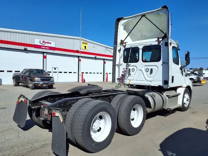 2020 FREIGHTLINER/MERCEDES NEW CASCADIA PX12664