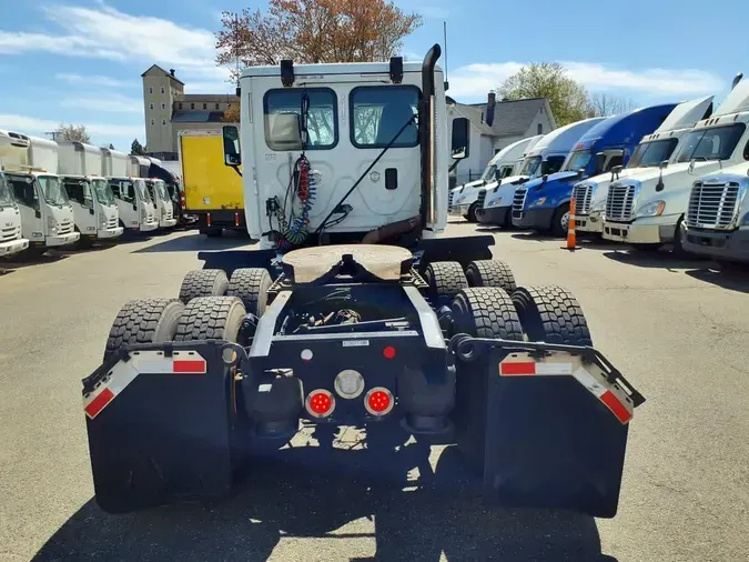 2017 FREIGHTLINER/MERCEDES CASCADIA 125