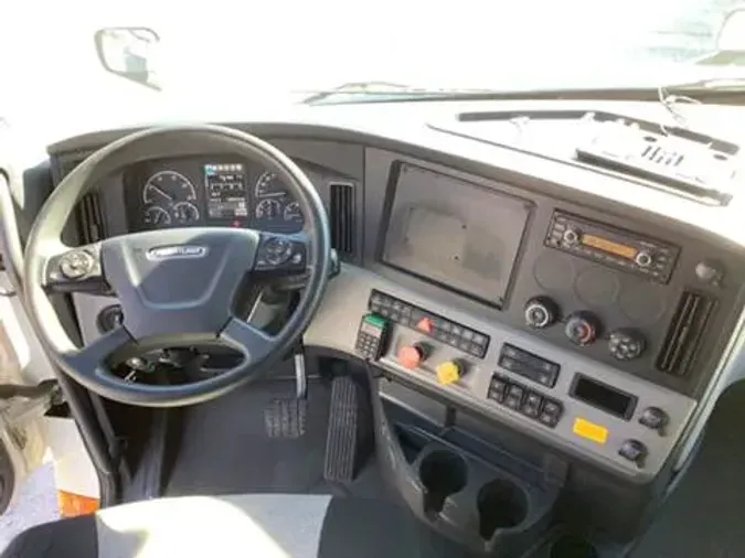 2021 Freightliner Cascadia