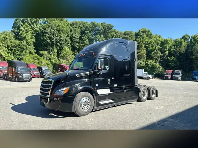 2023 Freightliner Cascadia 126099497627d77d9ebede00b8d284632d1
