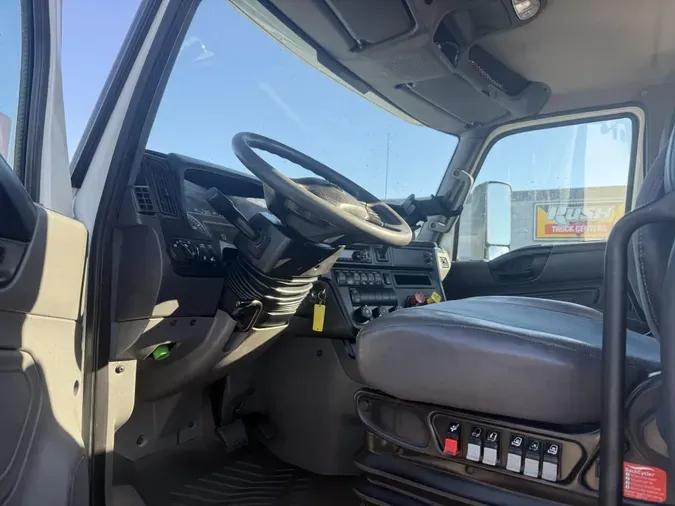 2018 International LT625