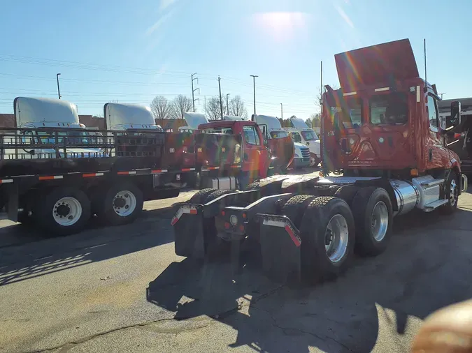 2019 FREIGHTLINER/MERCEDES NEW CASCADIA PX12664