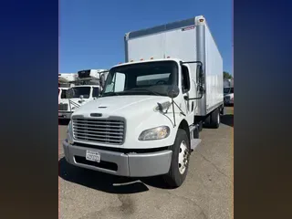 2017 FREIGHTLINER/MERCEDES M2 106