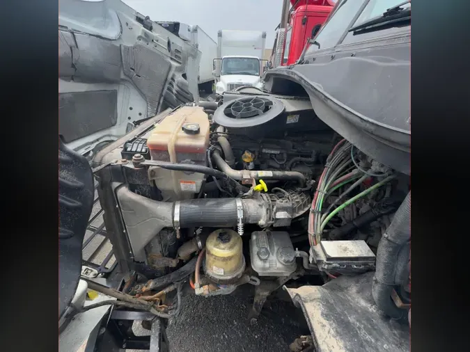 2018 FREIGHTLINER CASCADIA 113
