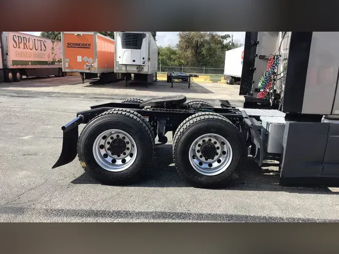 2024 Freightliner Cascadia 126099c6041c0515f25423284502ab32295