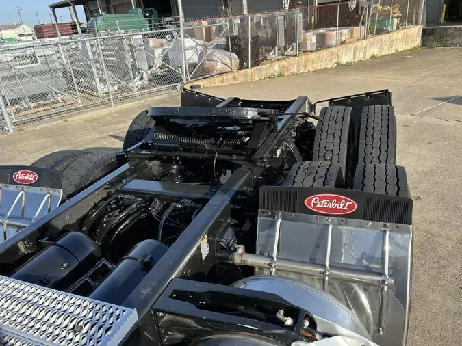 2020 Peterbilt 567