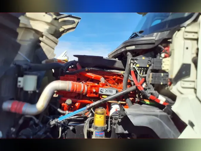 2020 NAVISTAR INTERNATIONAL LT625 SLPR CAB