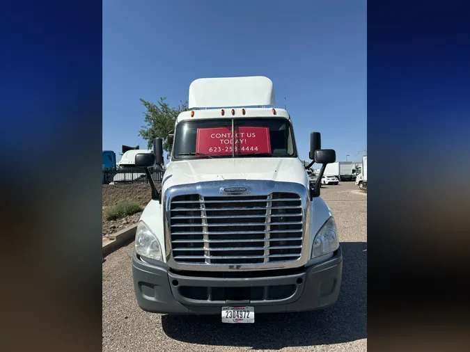 2015 FREIGHTLINER/MERCEDES CASCADIA 125