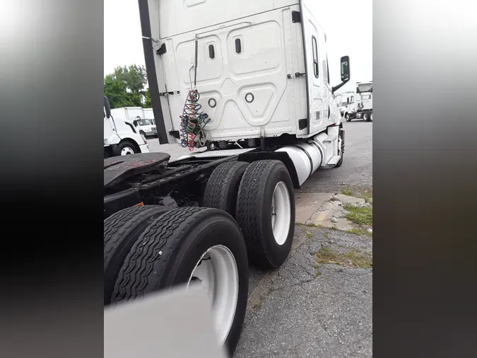 2020 FREIGHTLINER/MERCEDES NEW CASCADIA PX12664