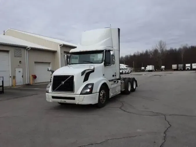 2018 Volvo VNL300